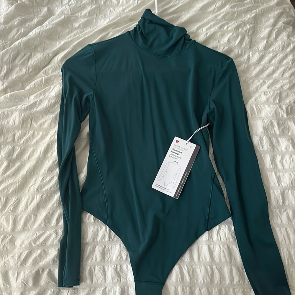 Lululemon bodysuit